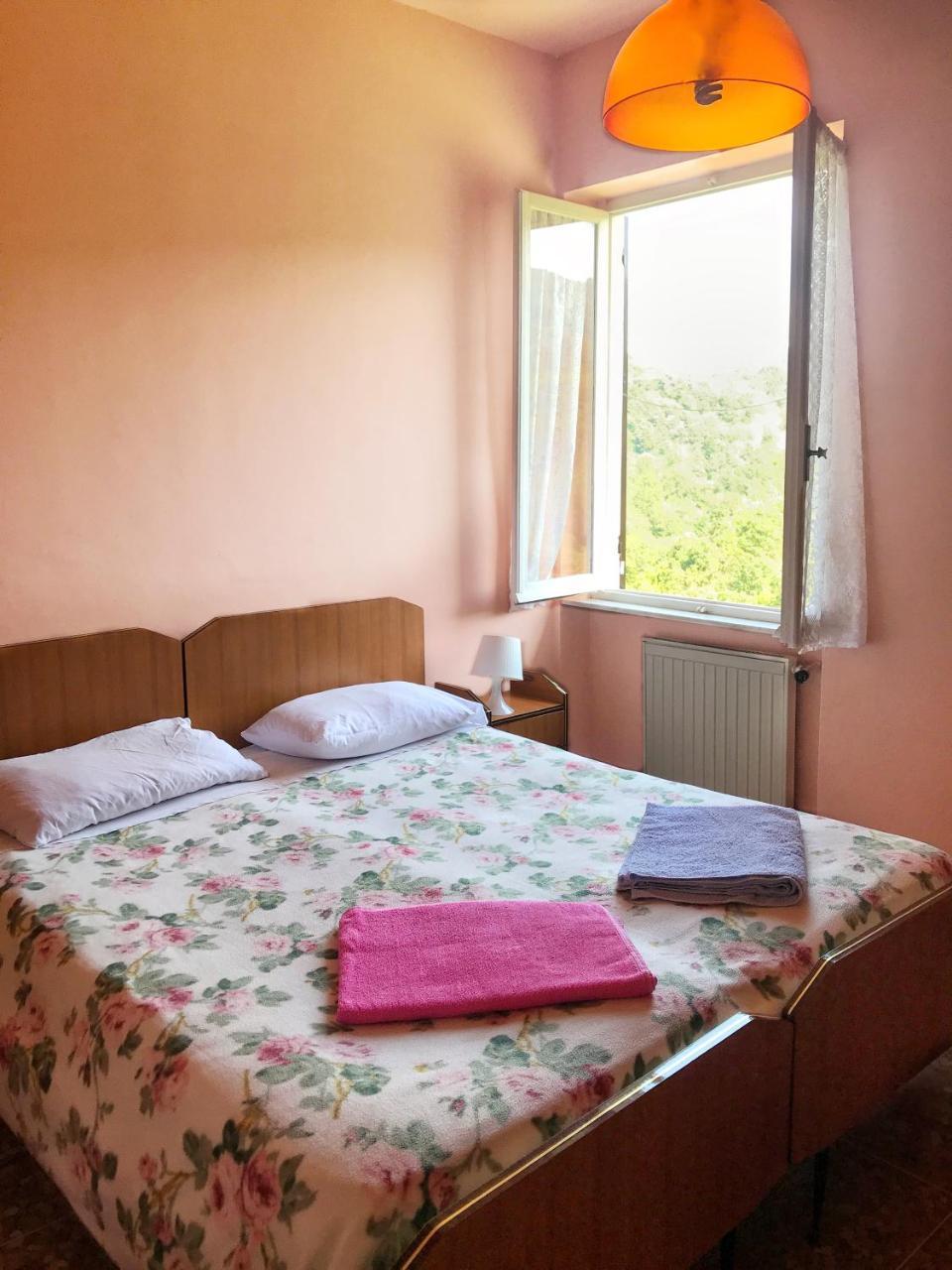Albergo Delfino San Pietro d'Olba Екстериор снимка